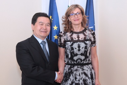 Екатерина Захариева прие новия посланик на Китай 